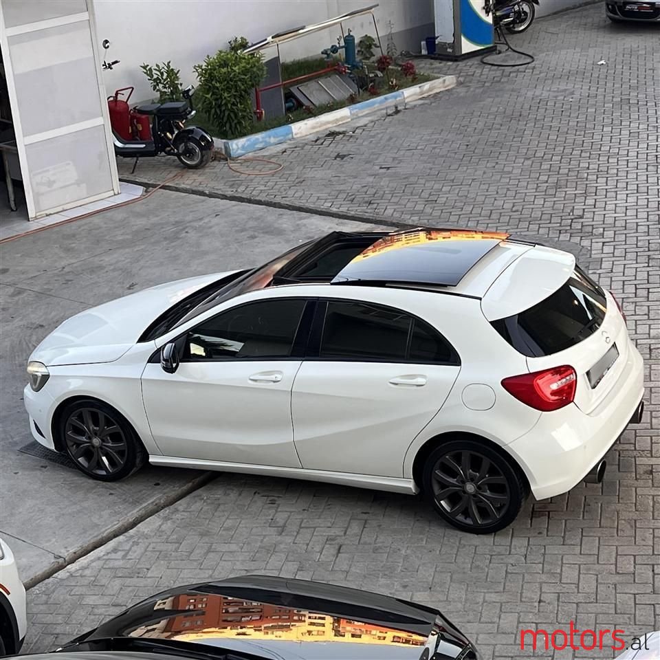 2014' Mercedes-Benz A 200 photo #6