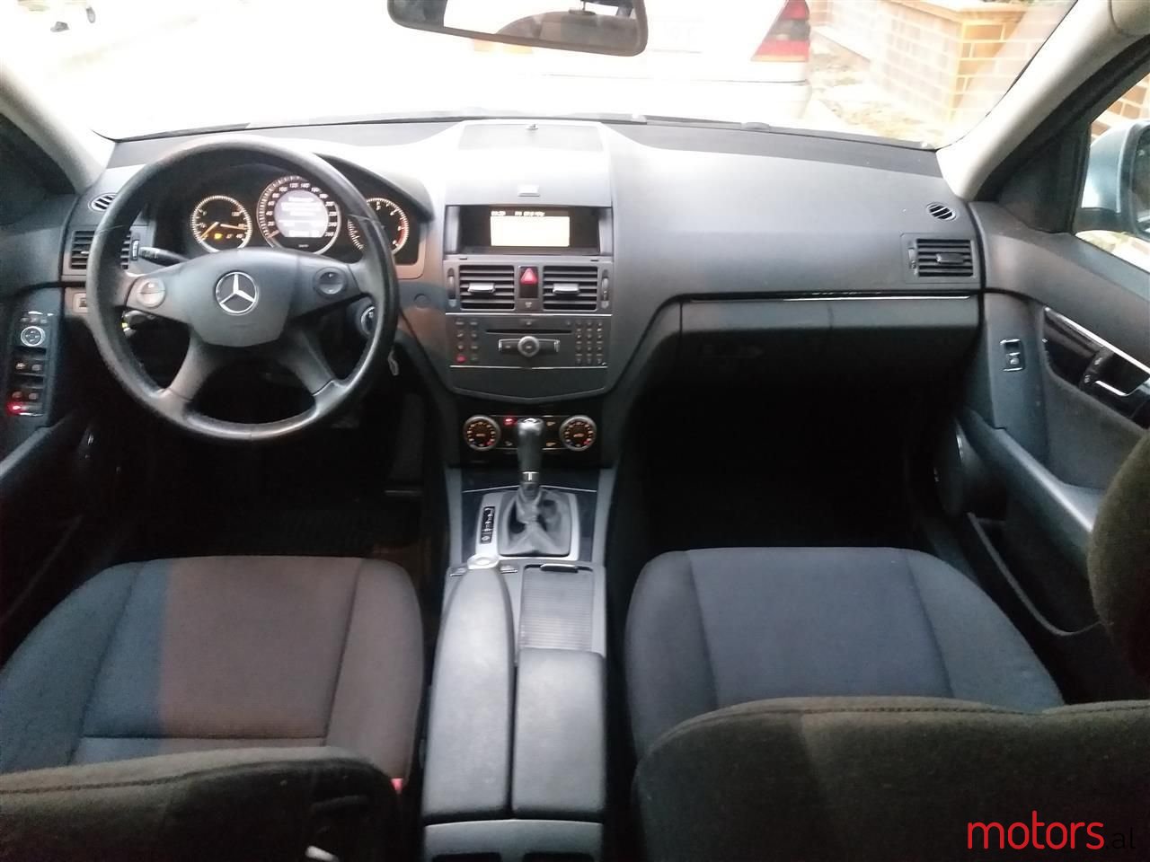 2008' Mercedes-Benz 220 photo #3