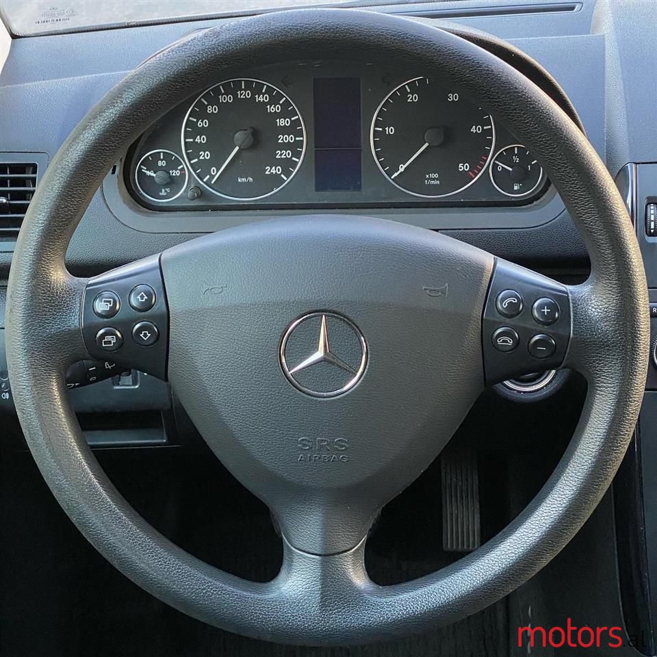 2005' Mercedes-Benz A 180 photo #6