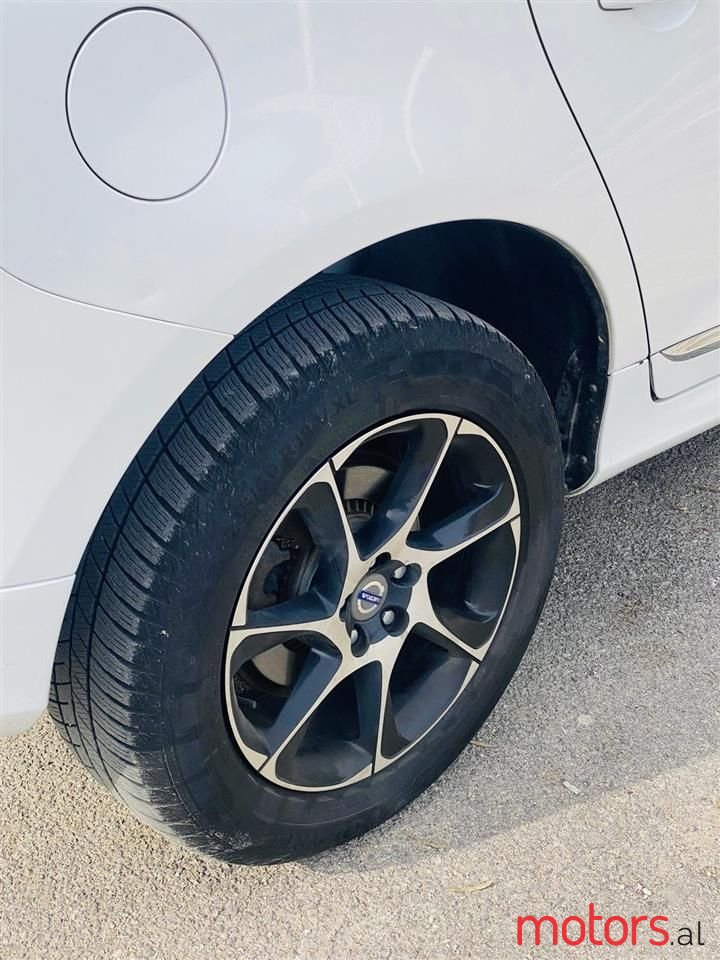 2015' Volvo Xc 60 photo #2