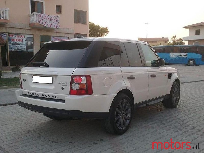 2009' Land Rover Range Rover Sport photo #2