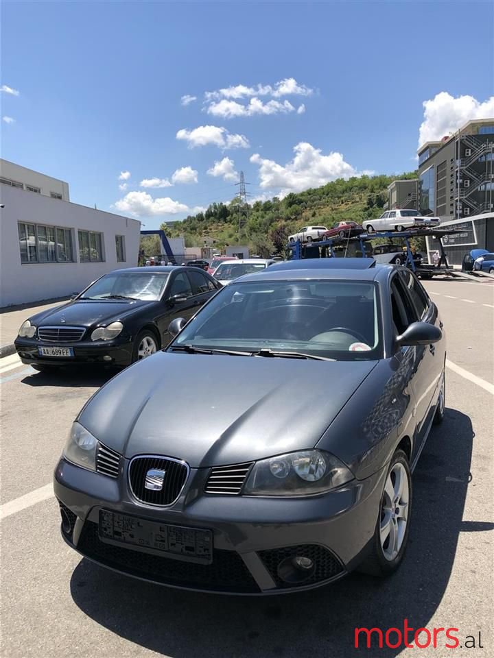 2008' SEAT Ibiza photo #1