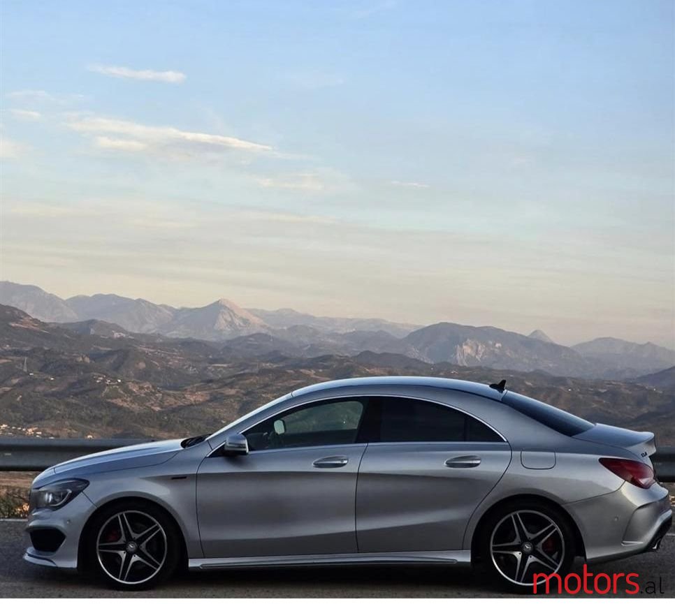 2014' Mercedes-Benz CLA 200 photo #5
