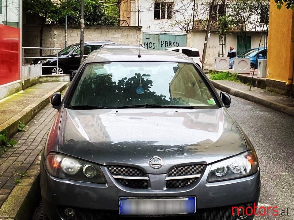 2005' Nissan Almera photo #5