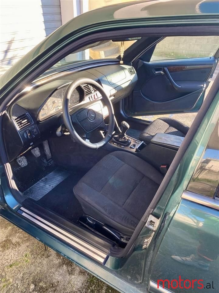 1998' Mercedes-Benz C 220 photo #4