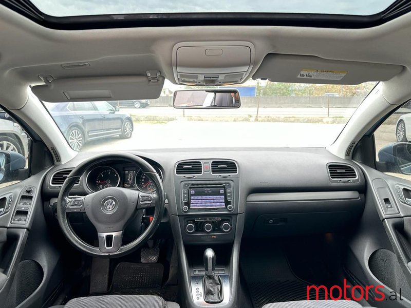 2013' Volkswagen Golf photo #6