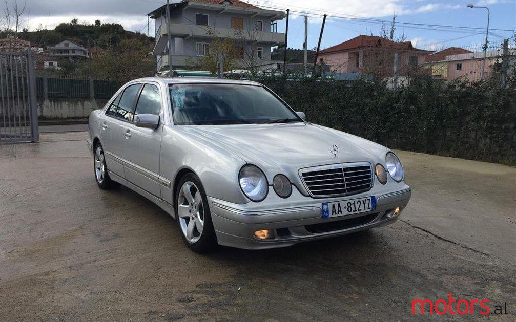 1999' Mercedes-Benz E 270 photo #1