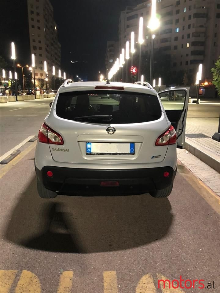 2011' Nissan Qashqai photo #2