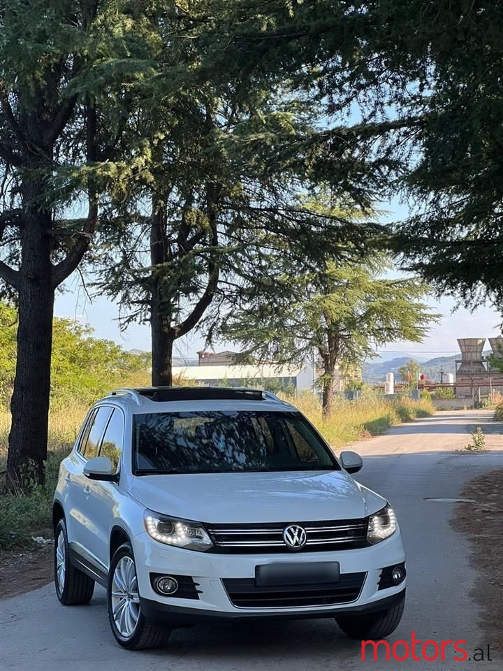2014' Volkswagen Tiguan photo #4