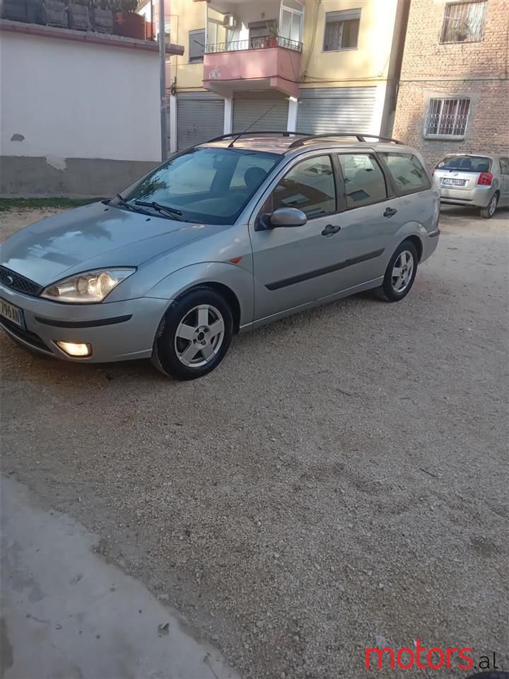 2003' Ford Focus photo #2