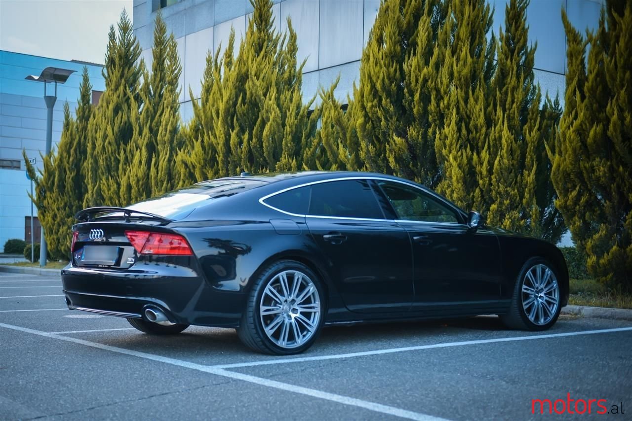 2011' Audi A7 photo #4