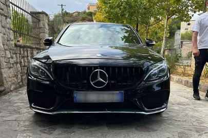 2015' Mercedes-Benz C 300