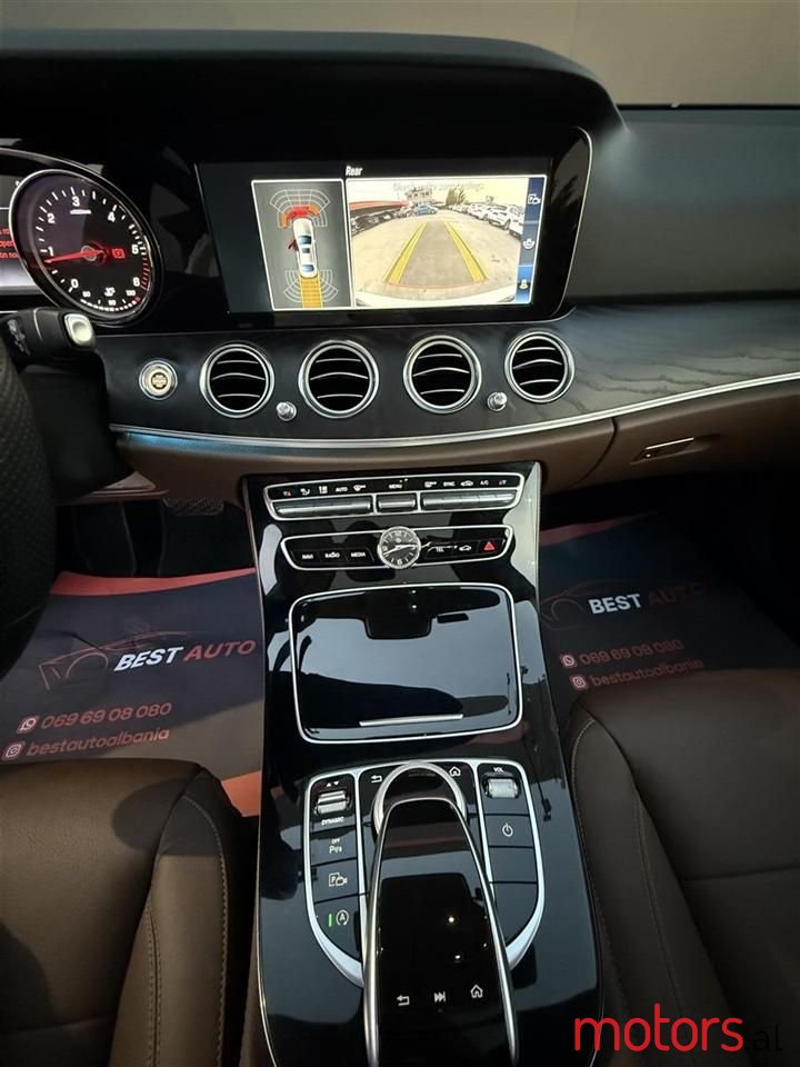 2016' Mercedes-Benz E 220 photo #5
