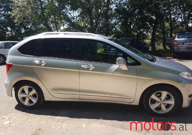 2007' Honda FR-V photo #1