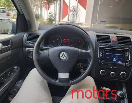 2007' Volkswagen Golf photo #4