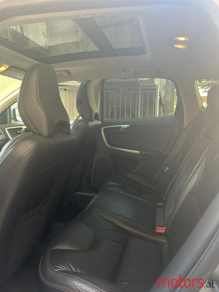 2010' Volvo Xc 60 photo #6