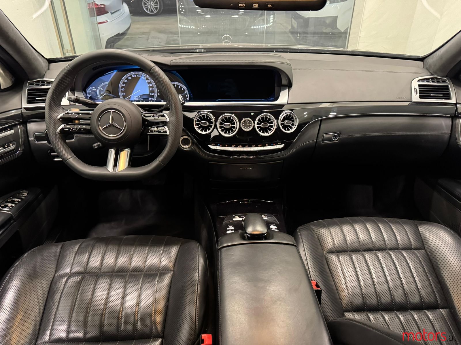 2013' Mercedes-Benz S 500 photo #2