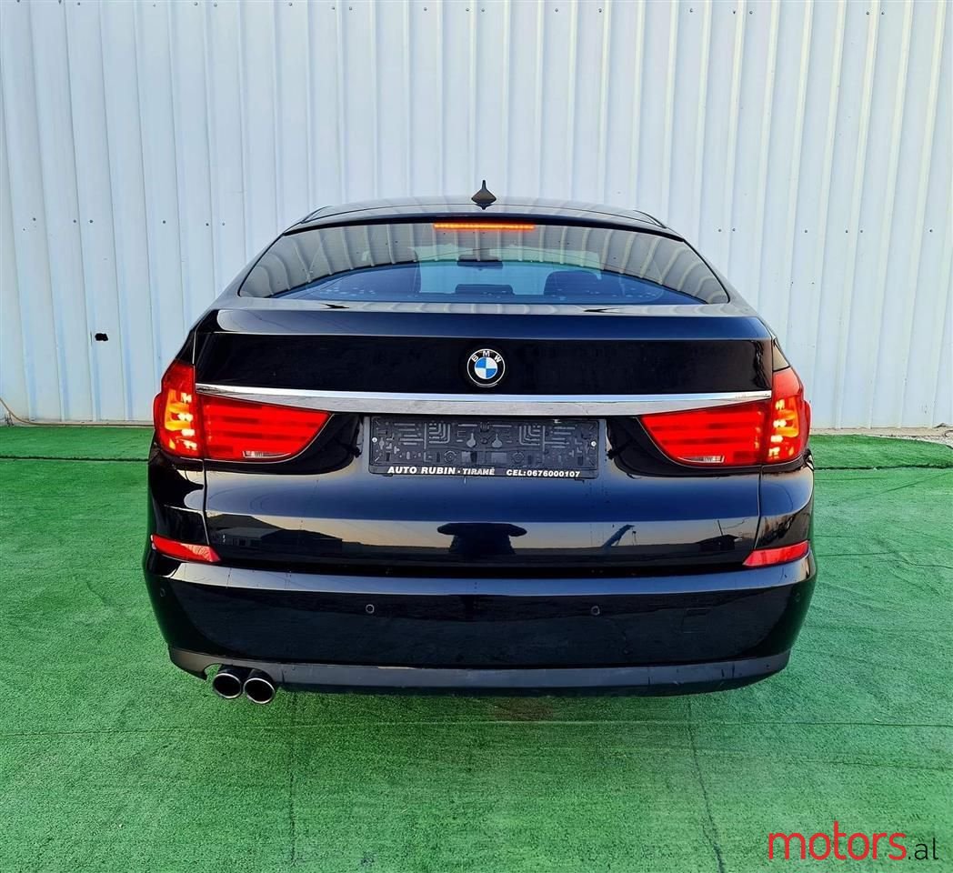 2018' BMW 530 photo #3