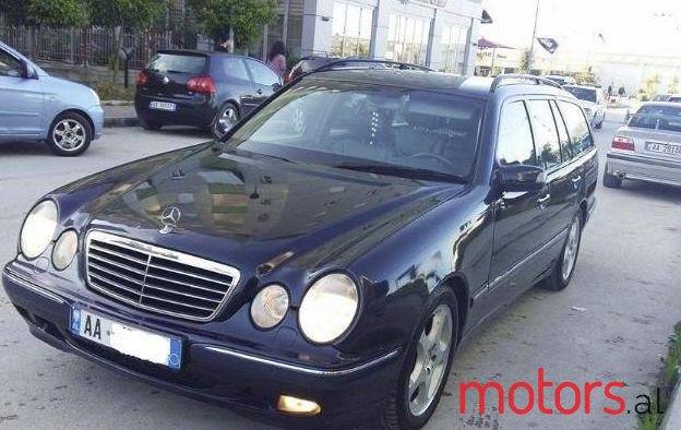 2001' Mercedes-Benz E-Class photo #3