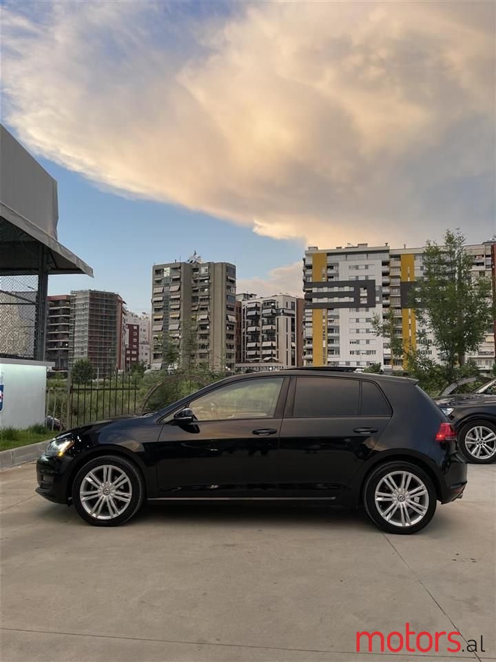 2014' Volkswagen Golf photo #4