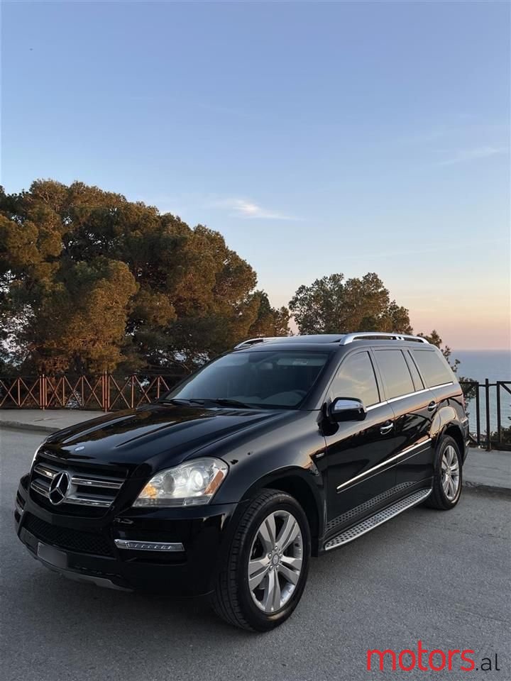 2011' Mercedes-Benz GL 350 photo #4
