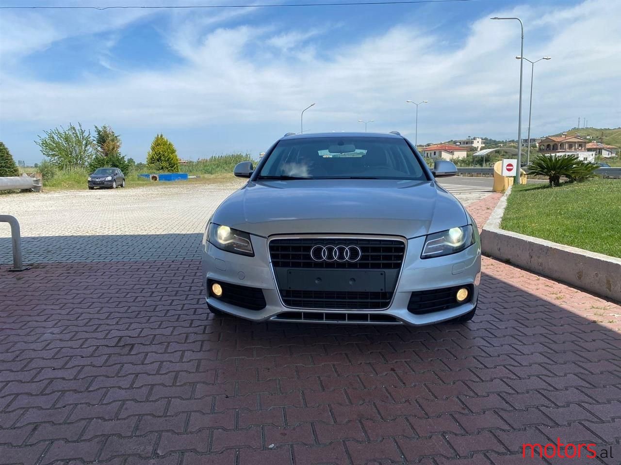 2010' Audi A4 photo #4