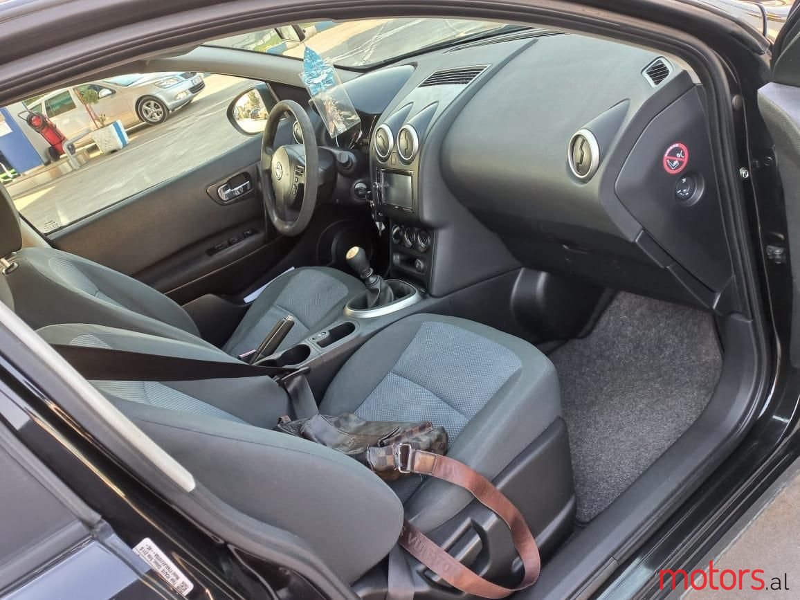 2014' Nissan Qashqai photo #2