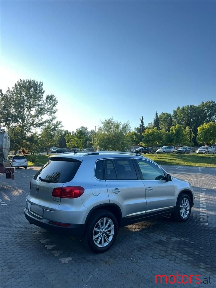 2013' Volkswagen Tiguan photo #5