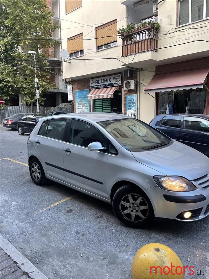 2006' Volkswagen Golf Plus photo #1