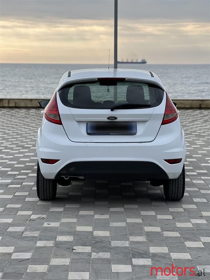 2010' Ford Fiesta photo #5