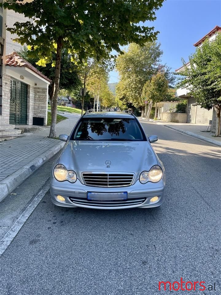 2005' Mercedes-Benz C 180 photo #2