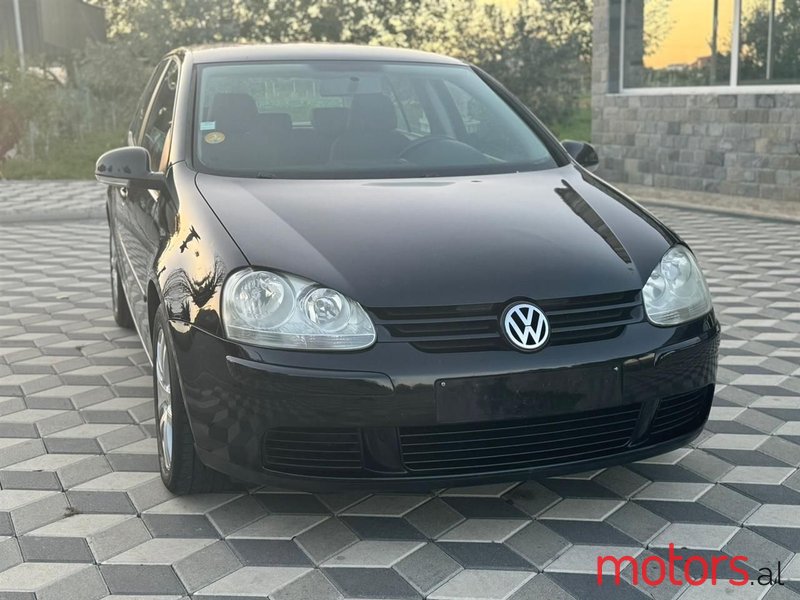 2007' Volkswagen Golf photo #5