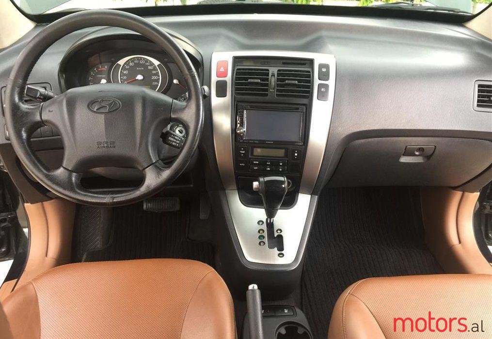 2009' Hyundai Tucson photo #2