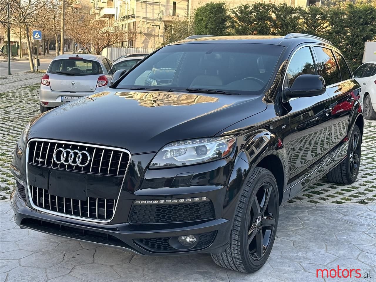 2013' Audi Q7 photo #1