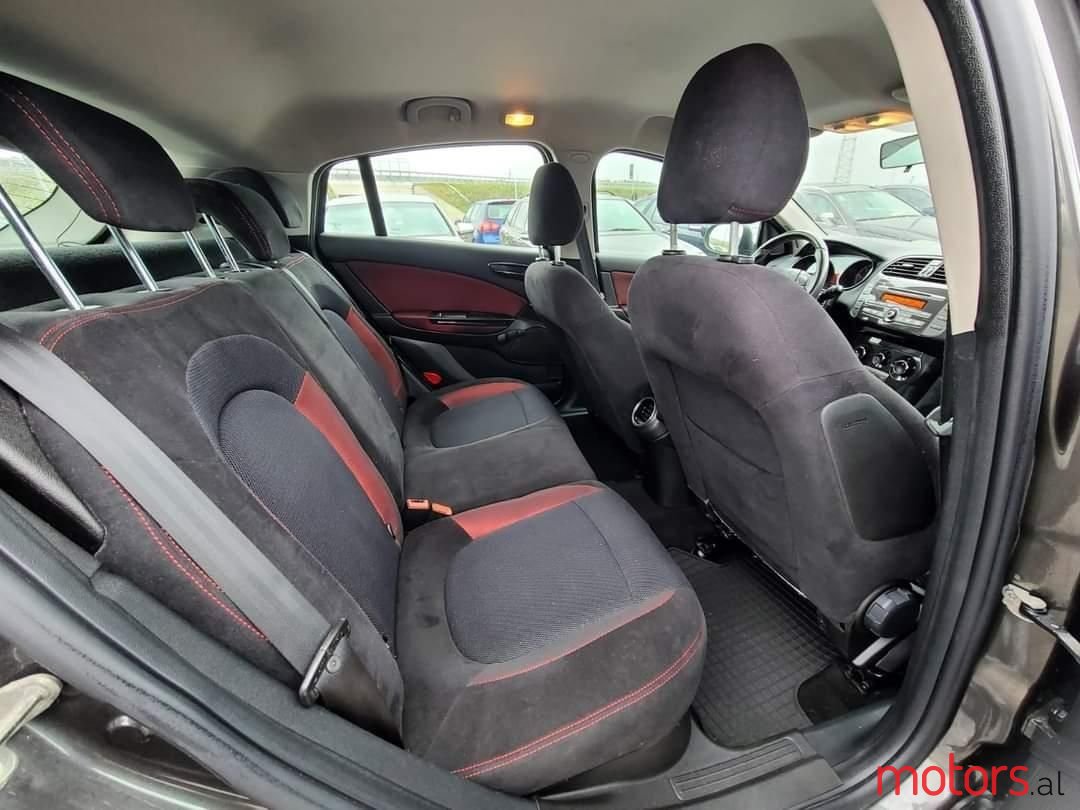 2012' Fiat Bravo photo #4