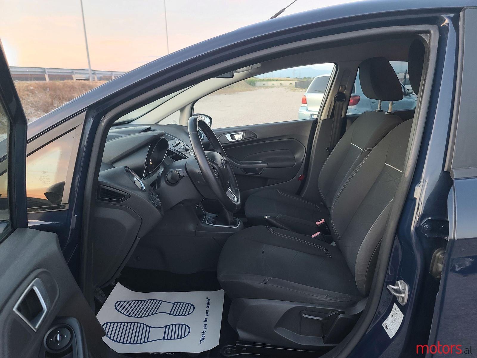 2015' Ford Fiesta photo #5
