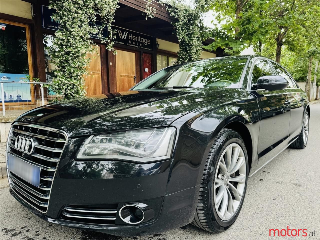 2013' Audi A8 photo #2