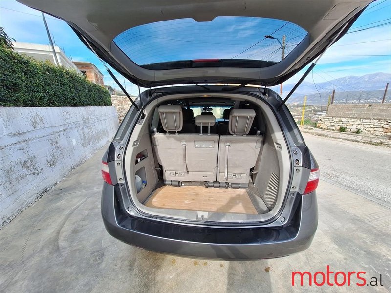2012' Honda Odyssey photo #3