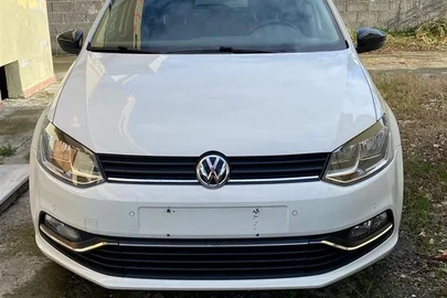 2014' Volkswagen Polo