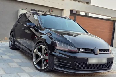 2014' Volkswagen Golf