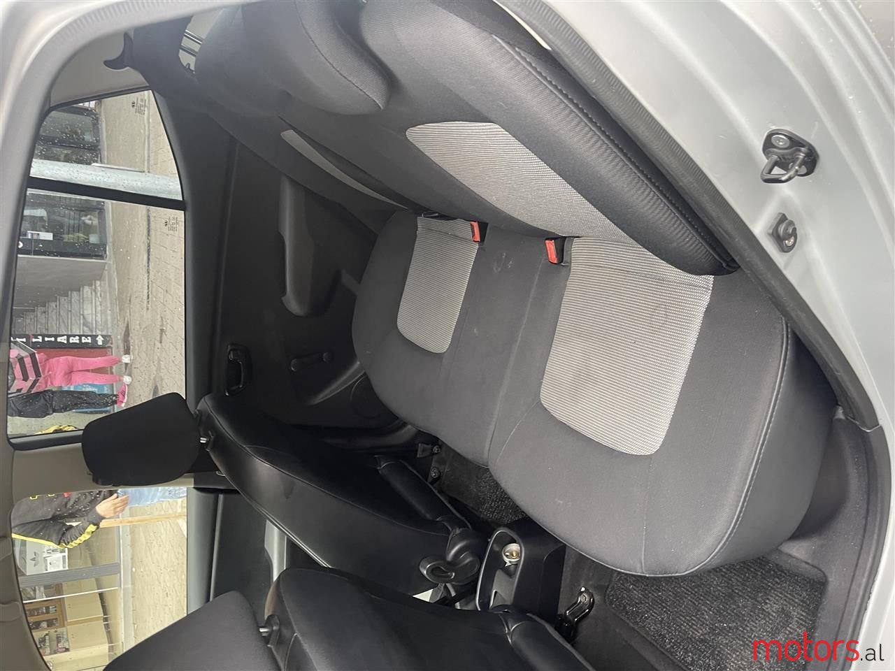 2010' Hyundai i10 photo #3