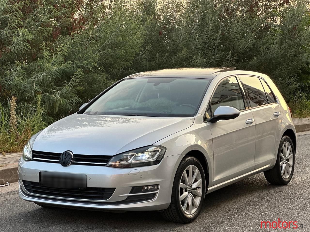 2015' Volkswagen Golf photo #6