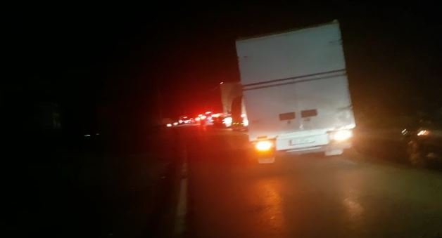 Aksident i shumëfishtë në autostradën Tiranë-Durrës, raportohen 8 të plagosur