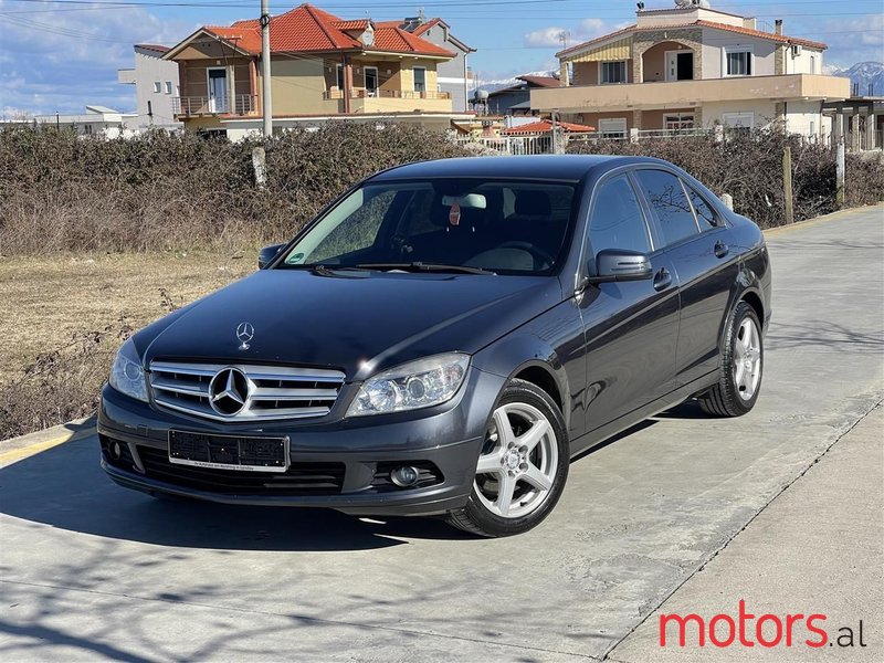 2009' Mercedes-Benz C 220 photo #1