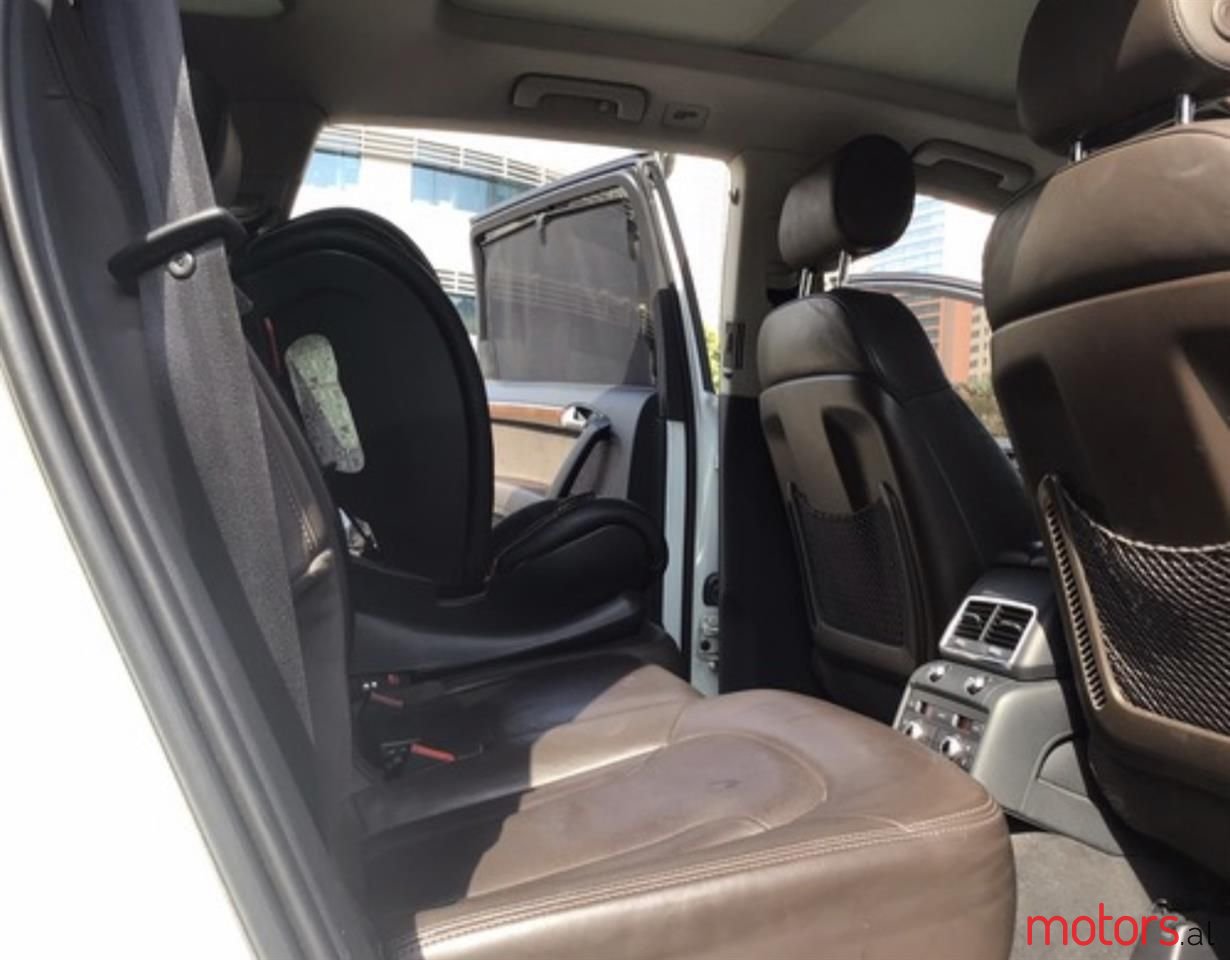 2012' Audi Q7 photo #6