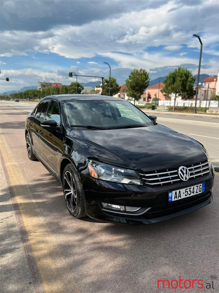 2014' Volkswagen Passat photo #3