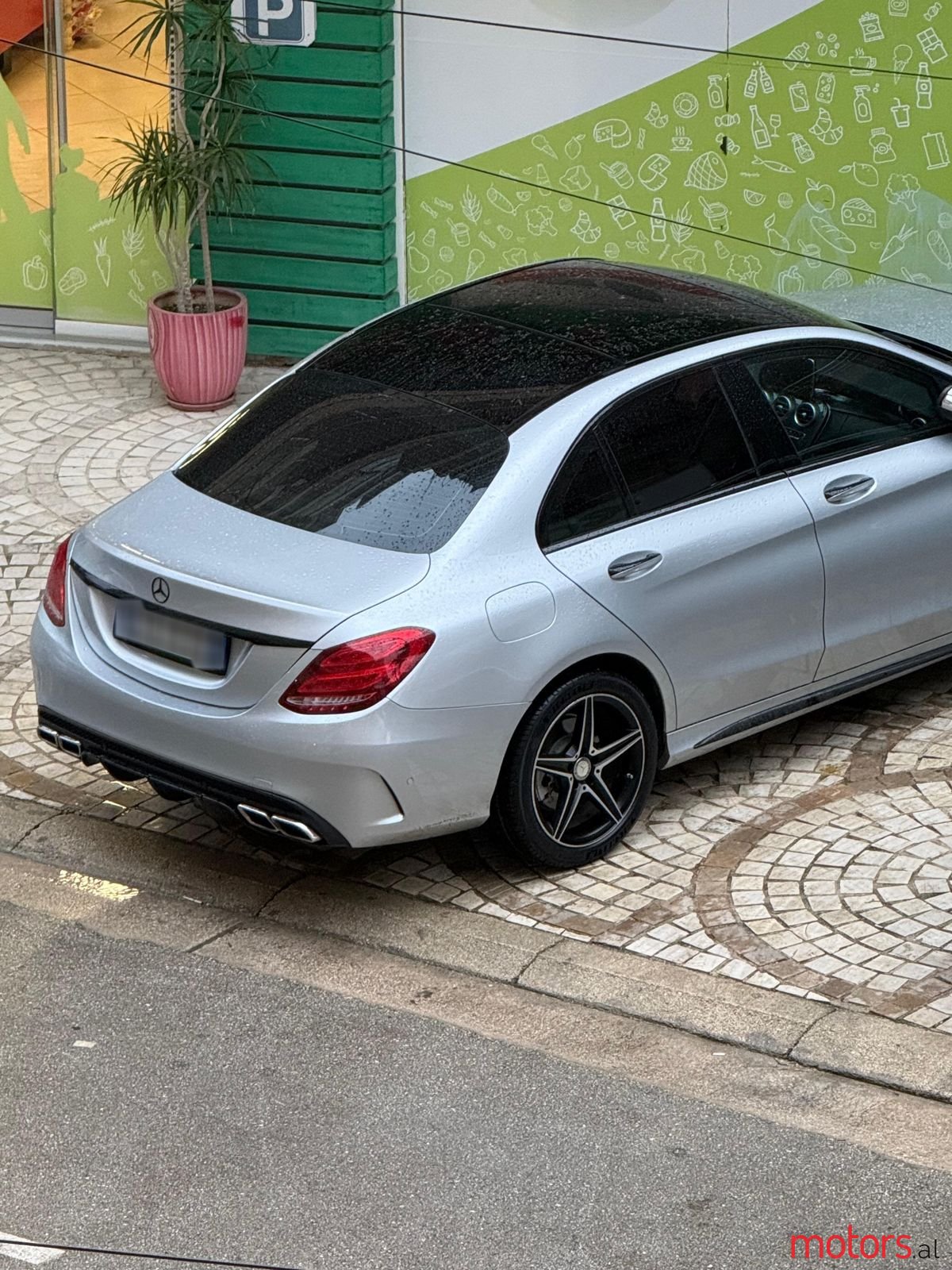 2015' Mercedes-Benz 300 photo #3