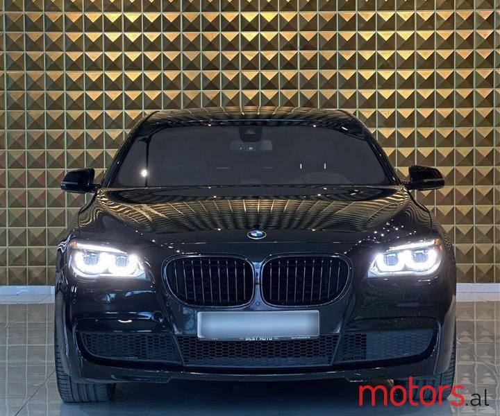 2015' BMW 740 photo #3