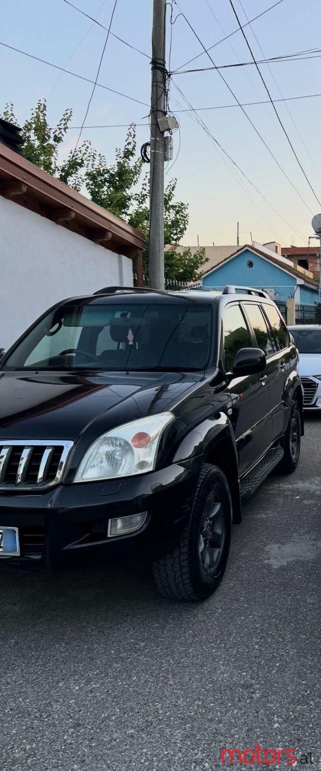 2004' Toyota Land Crusier photo #1