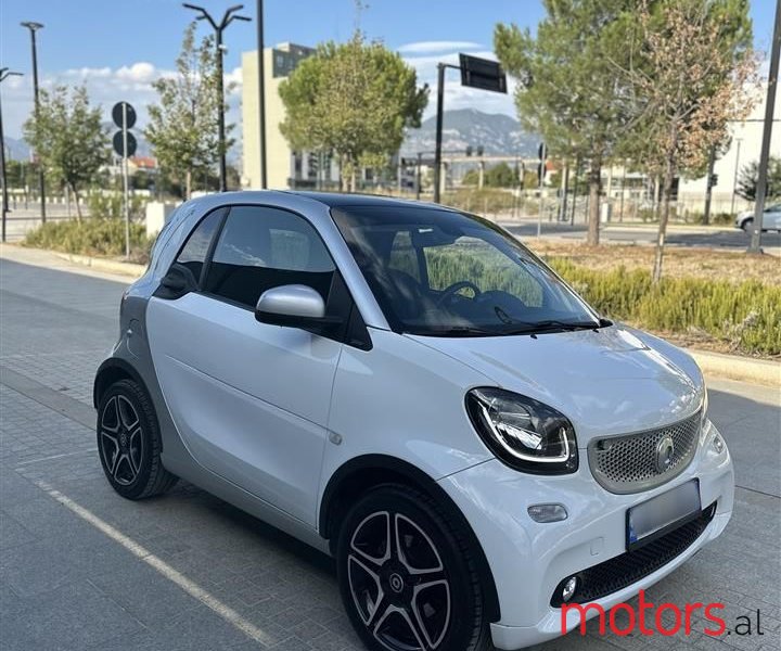 2016' Smart Fortwo photo #1